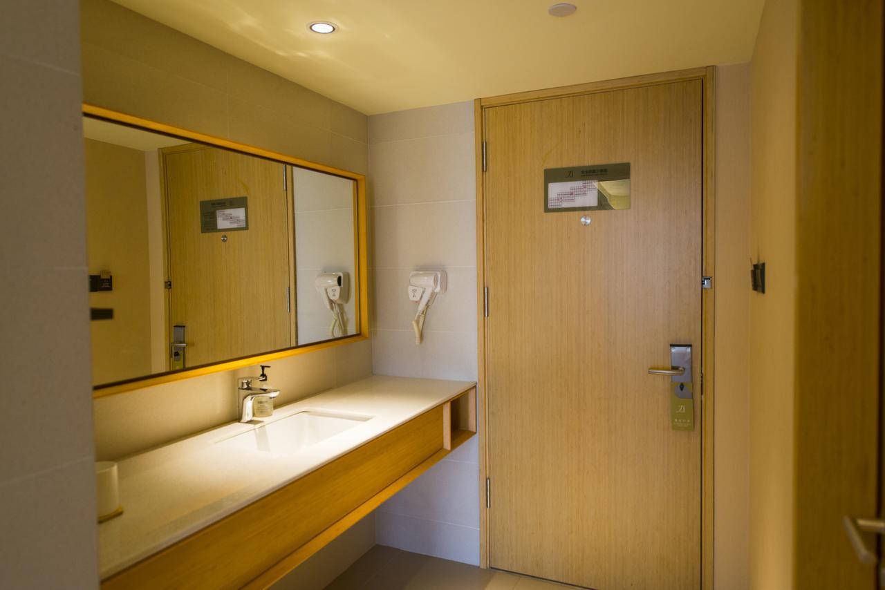 Ji Hotel Shanghai Hongqiao Transport Hub Linkong Zone Exteriér fotografie