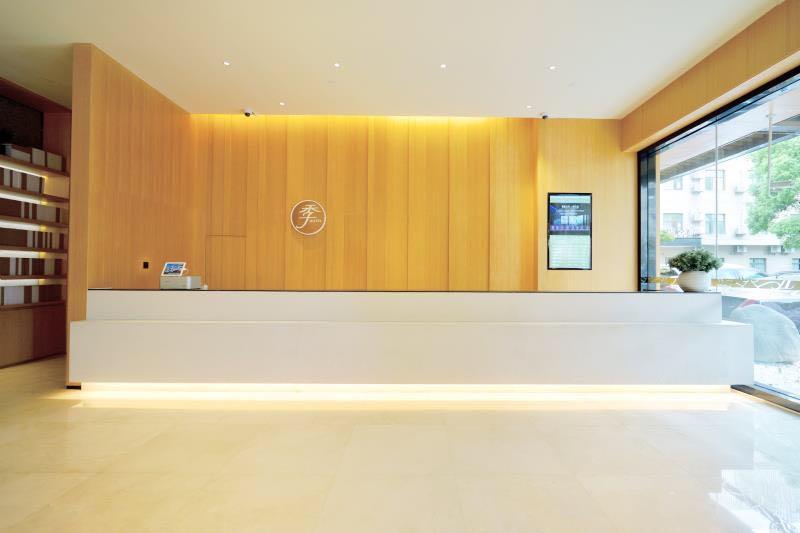 Ji Hotel Shanghai Hongqiao Transport Hub Linkong Zone Exteriér fotografie